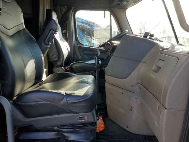 2016 Freightliner Cascadia 125