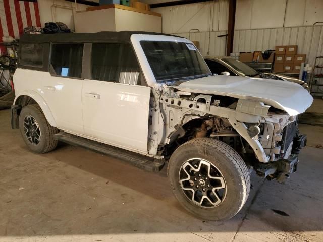 2021 Ford Bronco Base