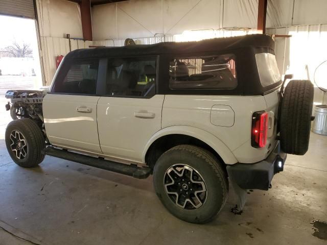 2021 Ford Bronco Base