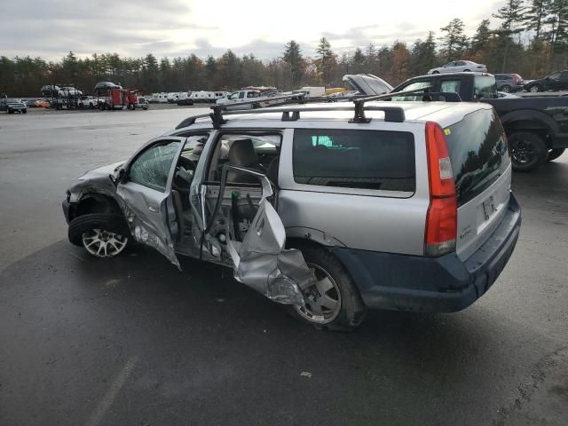 2004 Volvo XC70