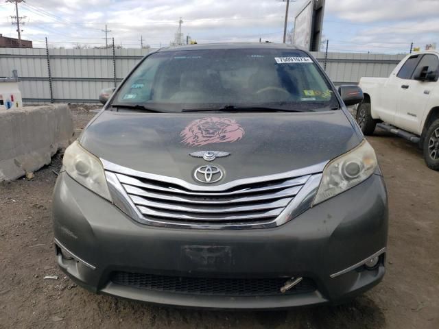 2011 Toyota Sienna XLE