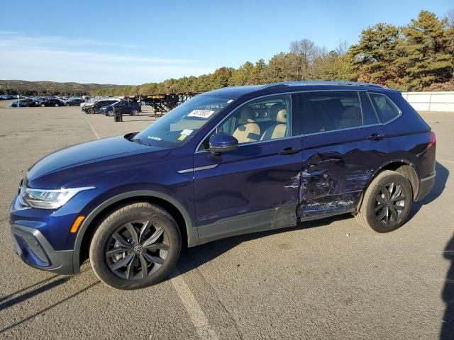 2022 Volkswagen Tiguan SE