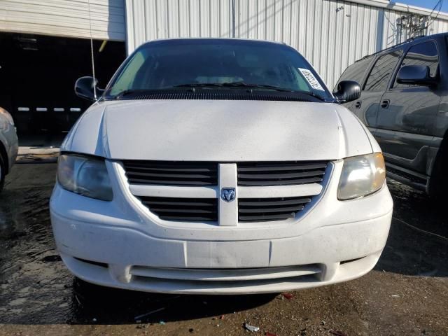 2005 Dodge Grand Caravan SE