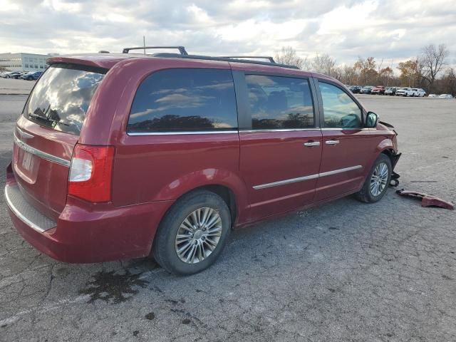 2013 Chrysler Town & Country Touring L