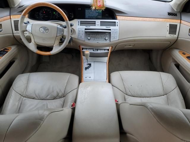 2005 Toyota Avalon XL