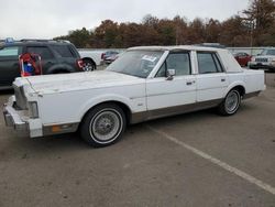 Lincoln Vehiculos salvage en venta: 1988 Lincoln Town Car Signature