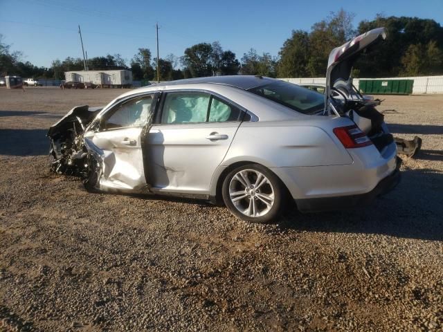 2016 Ford Taurus SE