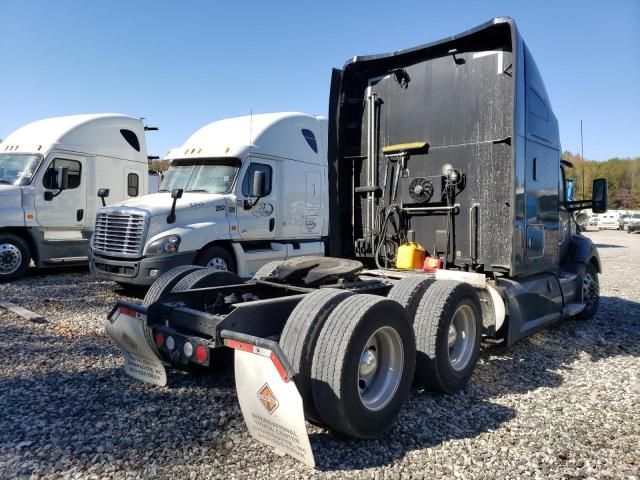 2018 Kenworth Construction T680