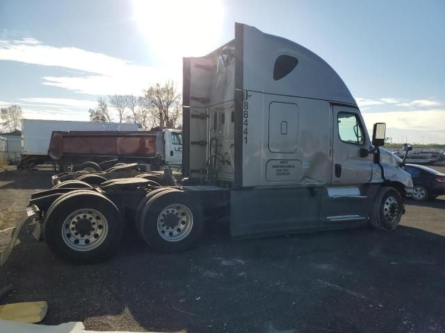 2016 Freightliner Cascadia 125