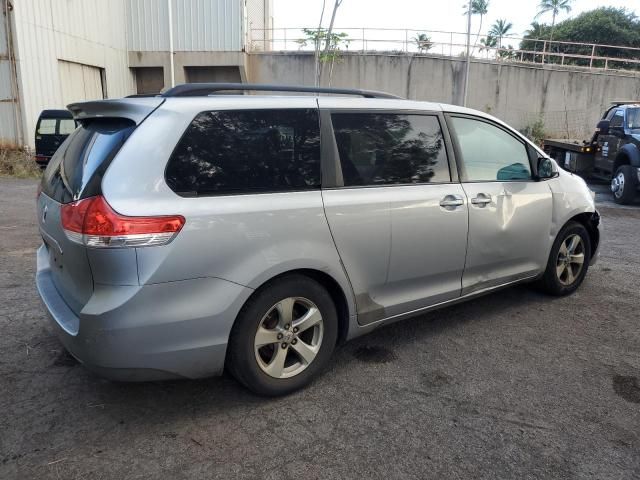 2013 Toyota Sienna LE