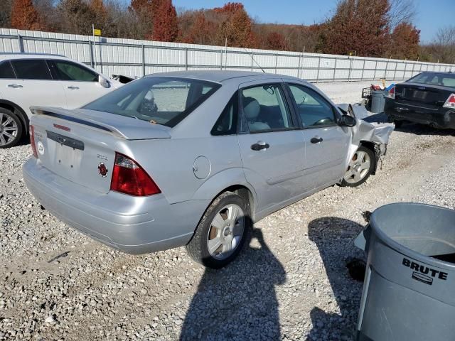 2005 Ford Focus ZX4