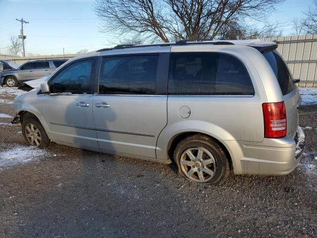 2009 Chrysler Town & Country Touring