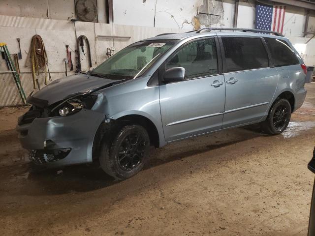 2004 Toyota Sienna xle