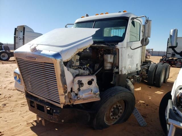 2018 Freightliner 122SD