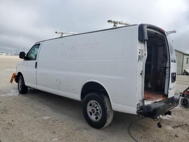 2016 GMC Savana G2500