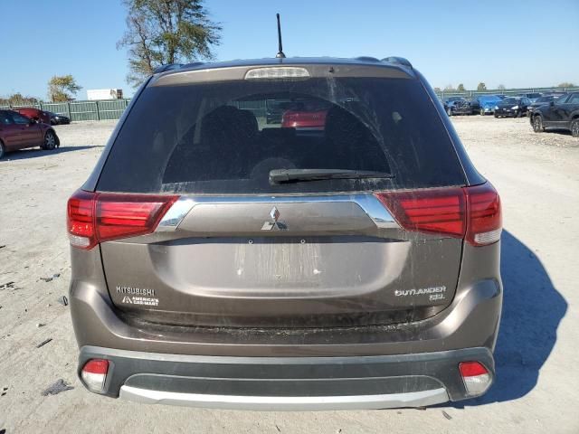 2016 Mitsubishi Outlander SE