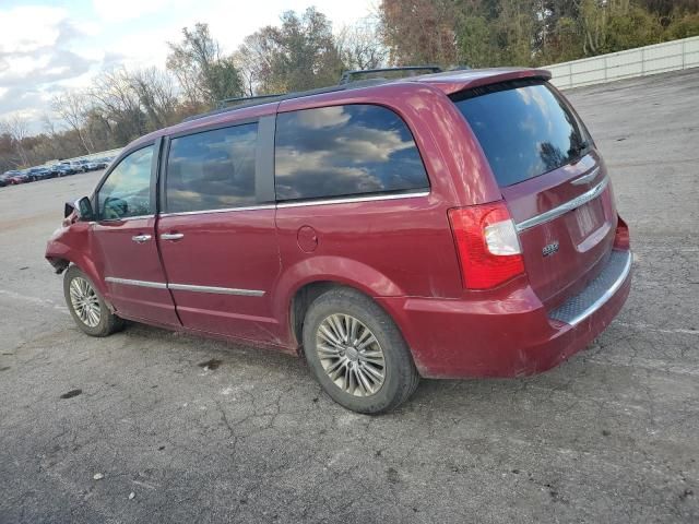 2013 Chrysler Town & Country Touring L