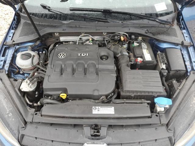 2015 Volkswagen Golf Sportwagen TDI S