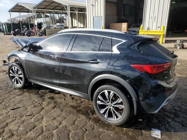 2017 Infiniti QX30 Base