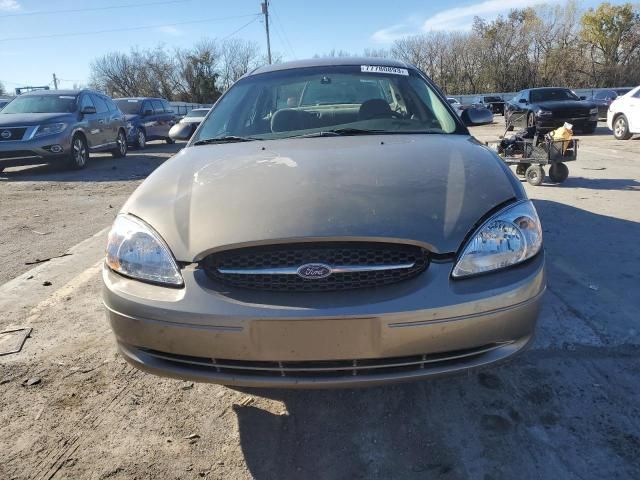 2002 Ford Taurus SE