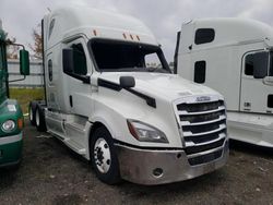 Vehiculos salvage en venta de Copart Woodburn, OR: 2020 Freightliner Cascadia 126