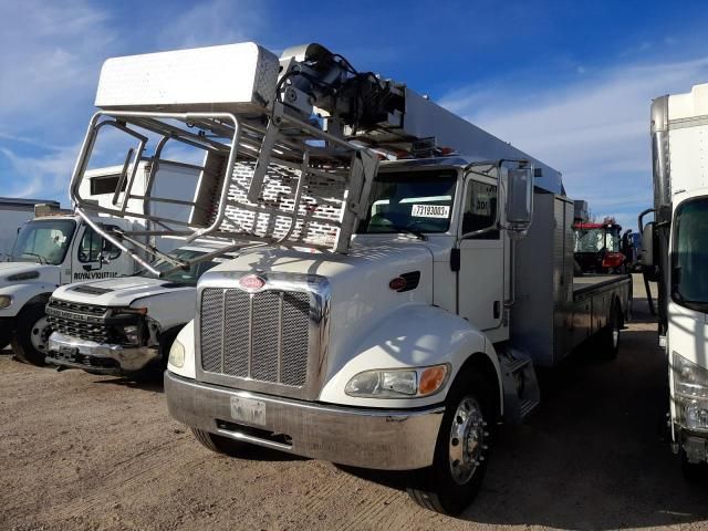 2014 Peterbilt 337