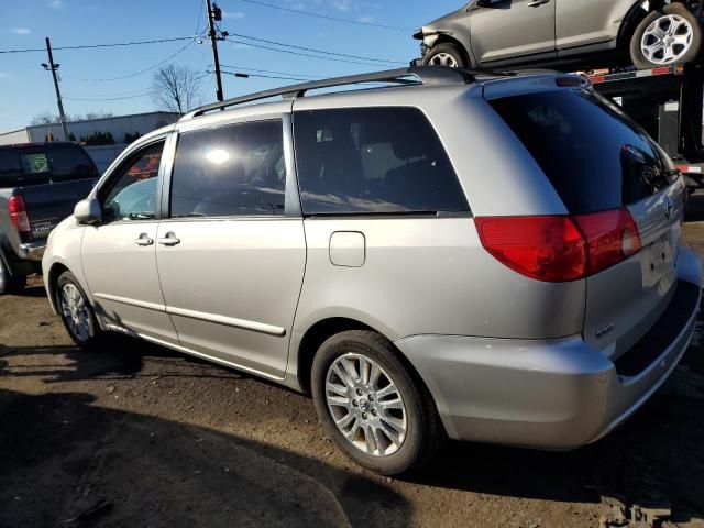 2008 Toyota Sienna XLE