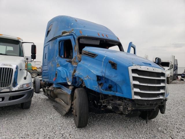 2021 Freightliner Cascadia 126