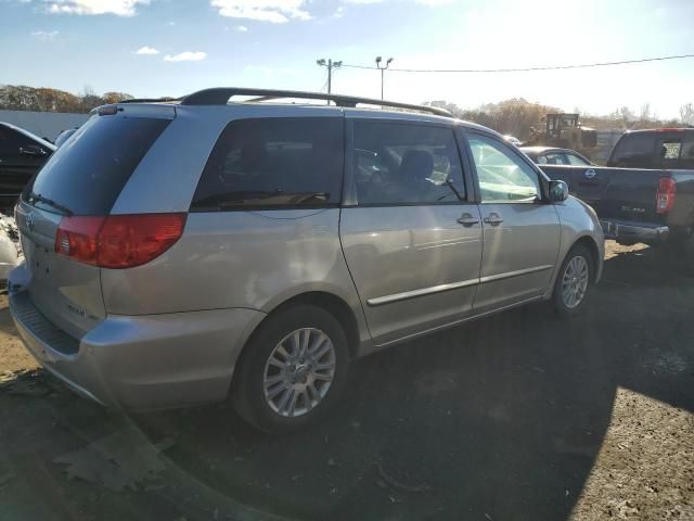 2008 Toyota Sienna XLE