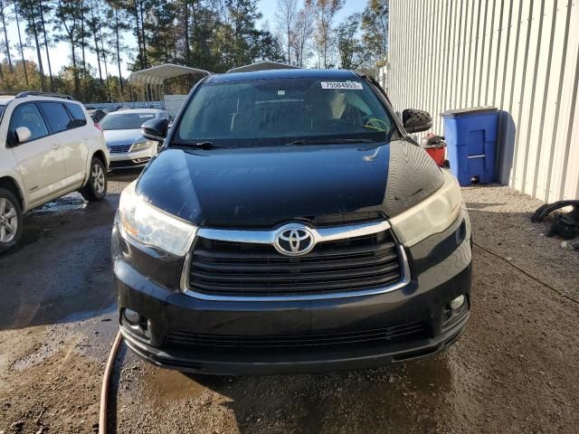 2015 Toyota Highlander LE