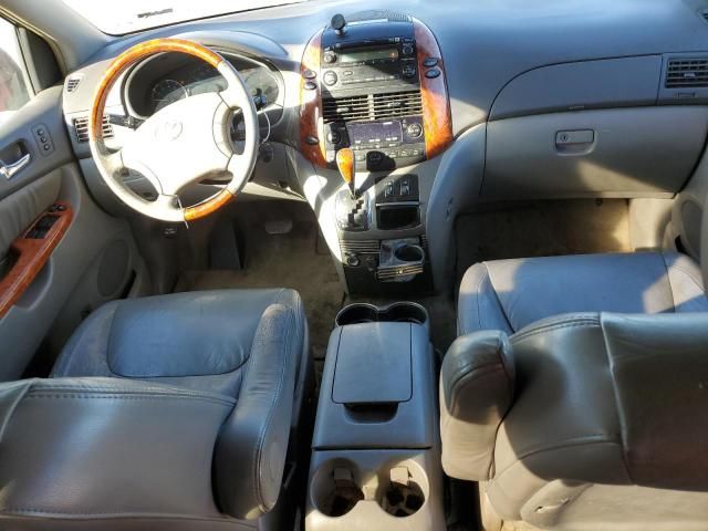 2009 Toyota Sienna XLE