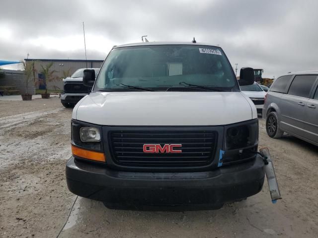 2016 GMC Savana G2500