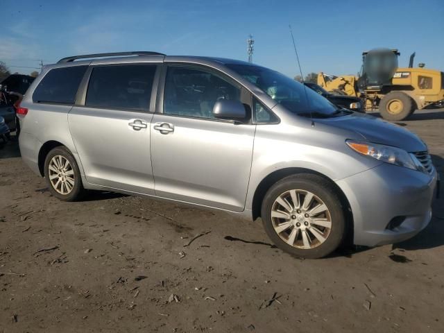 2012 Toyota Sienna LE