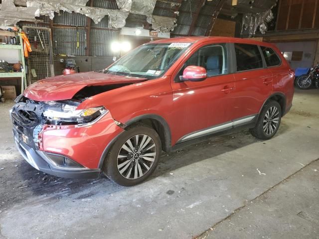 2019 Mitsubishi Outlander SE