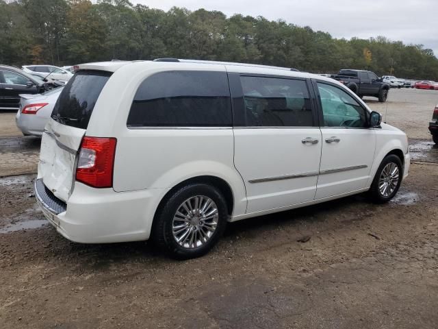 2011 Chrysler Town & Country Limited