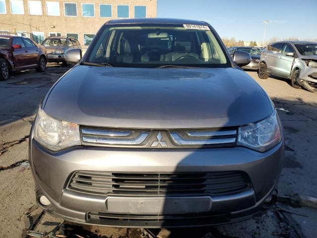 2014 Mitsubishi Outlander SE