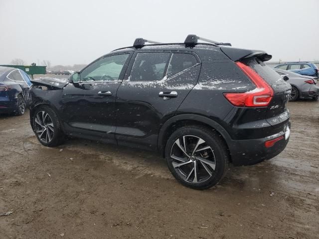 2021 Volvo XC40 T5 R-Design