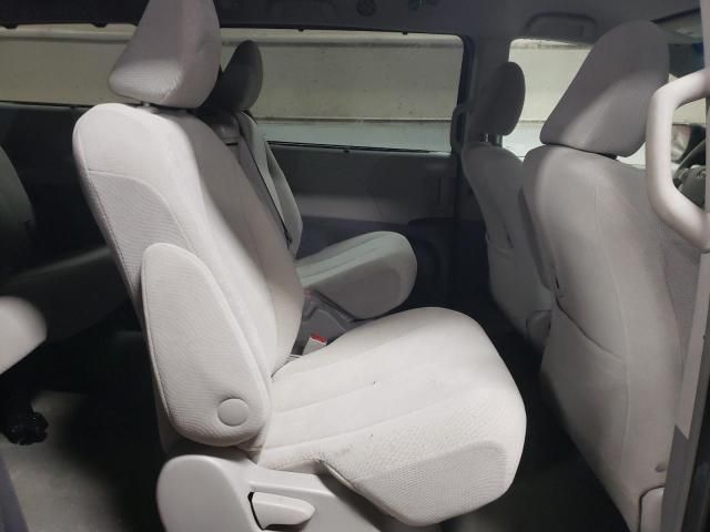 2012 Toyota Sienna LE