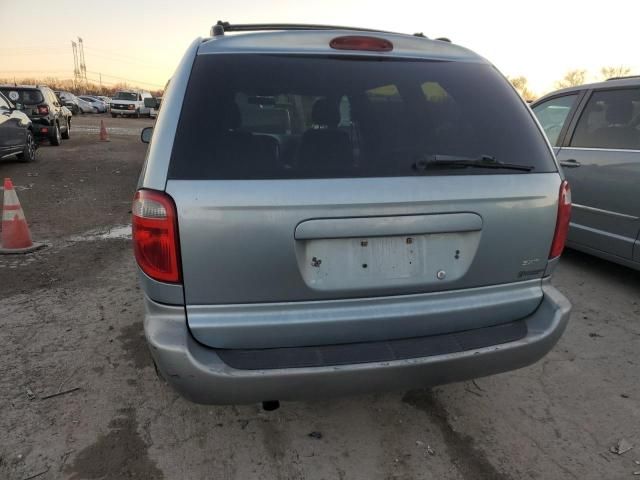 2005 Dodge Grand Caravan SXT