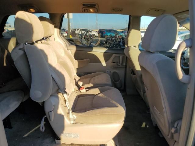 2010 Toyota Sienna CE