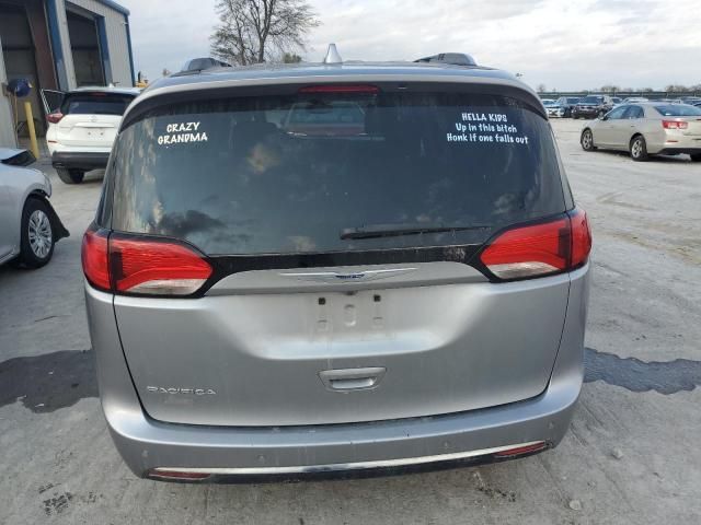 2020 Chrysler Pacifica Touring L