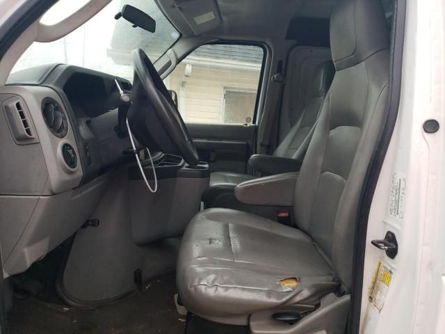 2013 Ford Econoline E250 Van