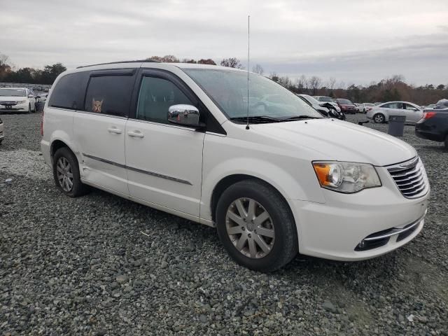 2011 Chrysler Town & Country Touring L