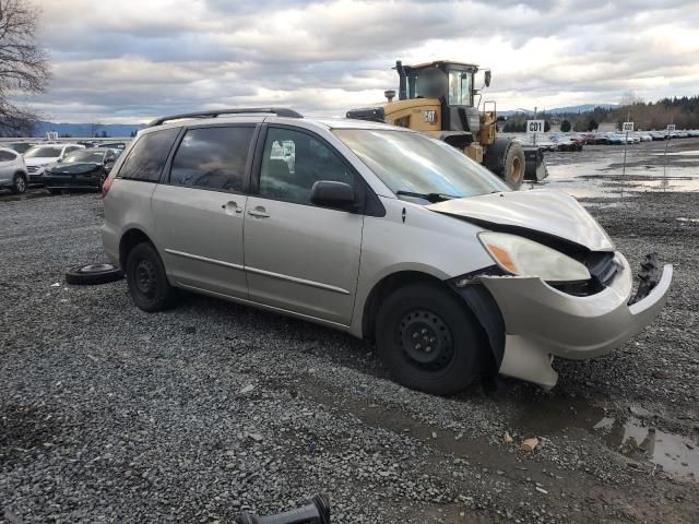 2005 Toyota Sienna CE