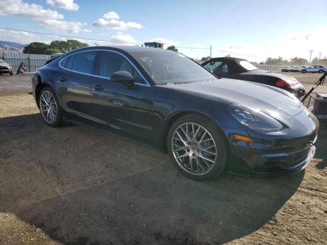 2018 Porsche Panamera 4S