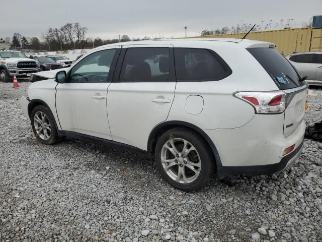 2015 Mitsubishi Outlander SE