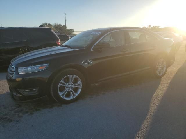 2014 Ford Taurus SEL