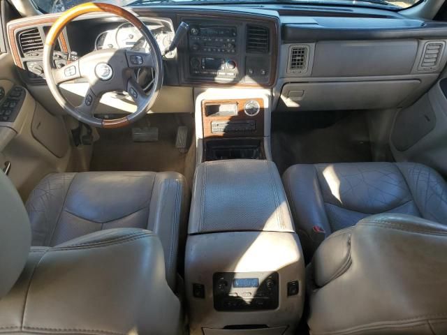 2004 Cadillac Escalade Luxury