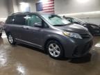 2018 Toyota Sienna LE