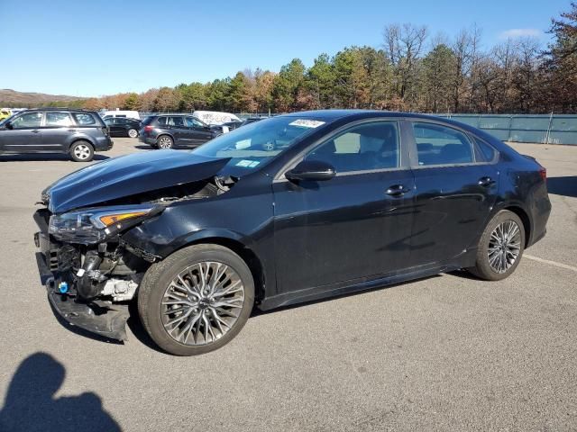 2023 KIA Forte GT Line